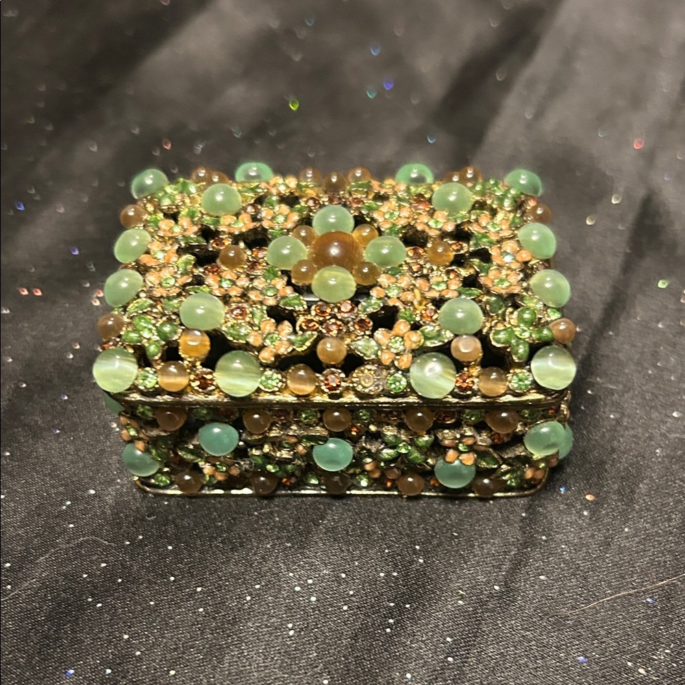Elegant Green & Gold Toned Beaded Mini Trinket Box